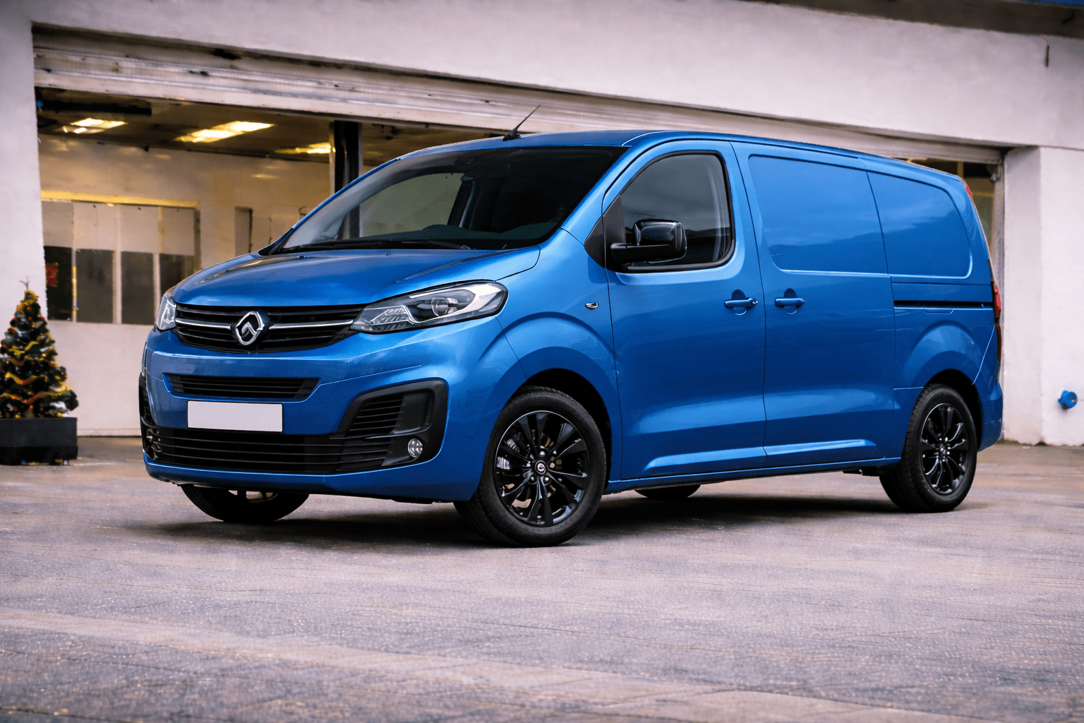 Vauxhall Vivaro-e respray
