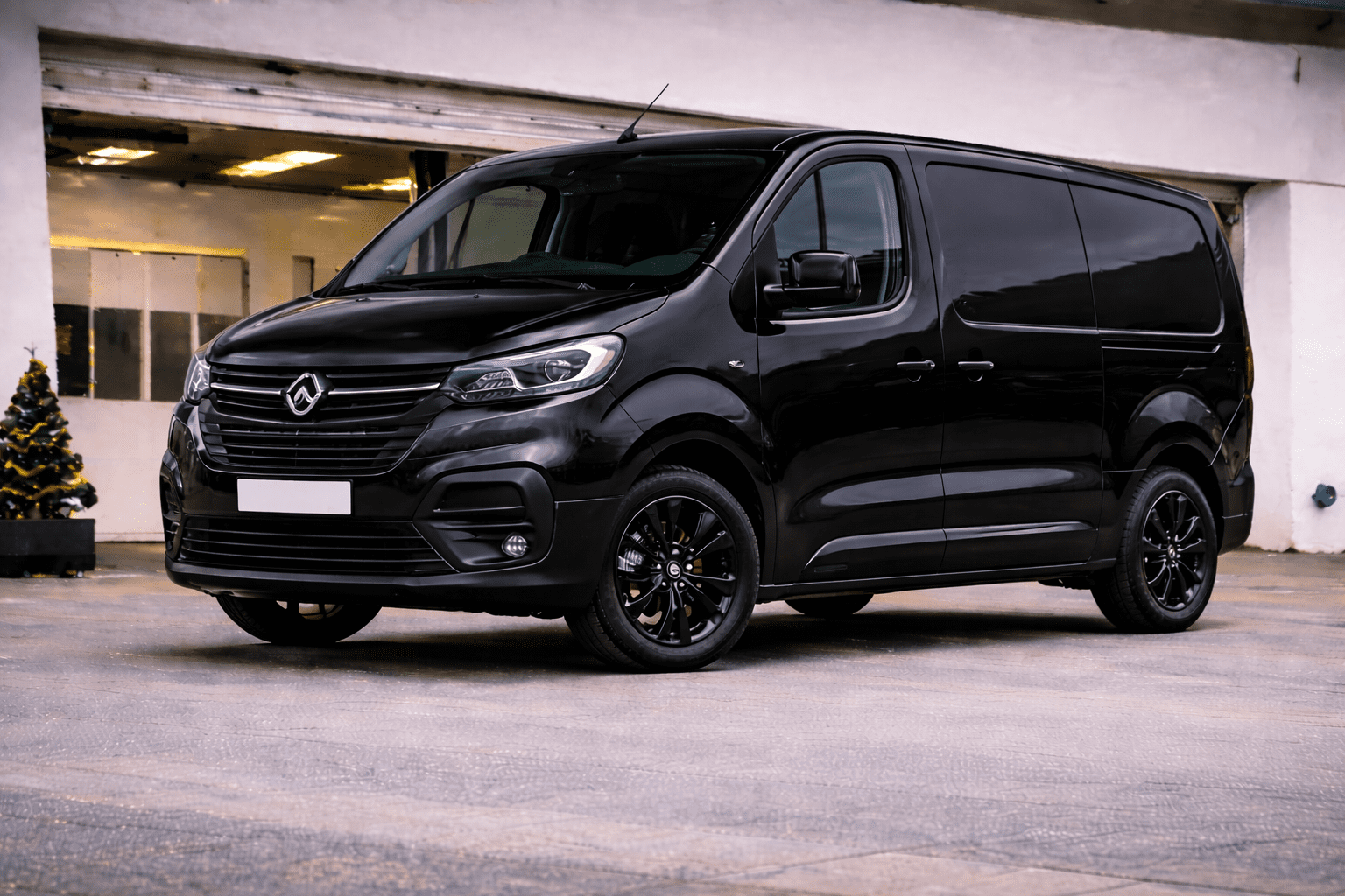 Vauxhall Movano-e respray