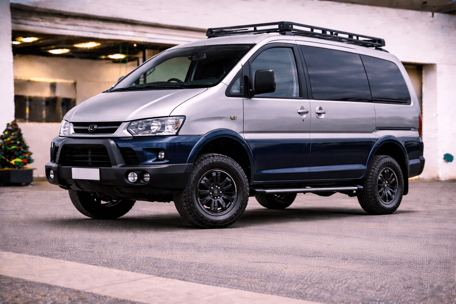 Mitsubishi Delica respray