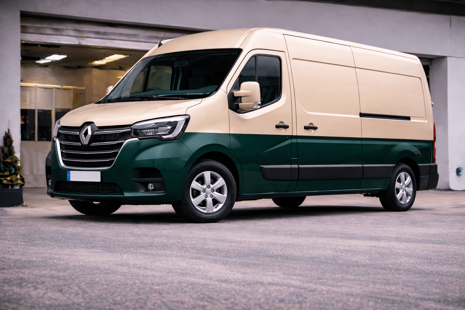 Renault Master respray